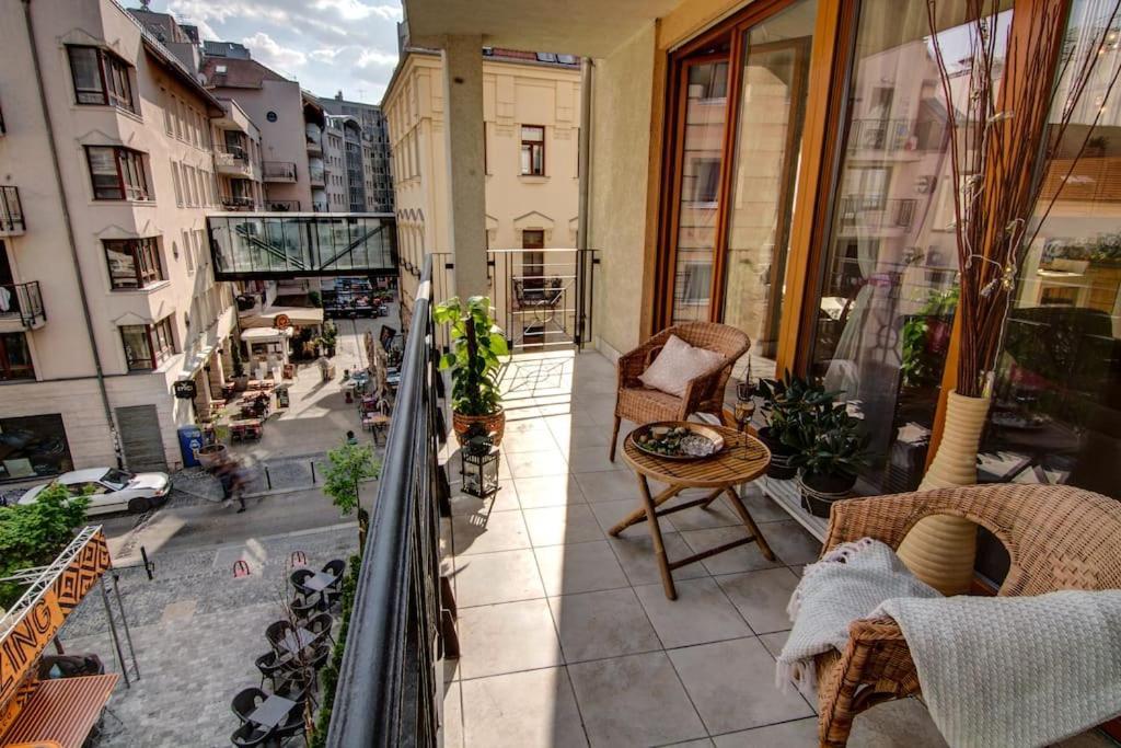 Grand Adventure In Budapeste Exterior foto